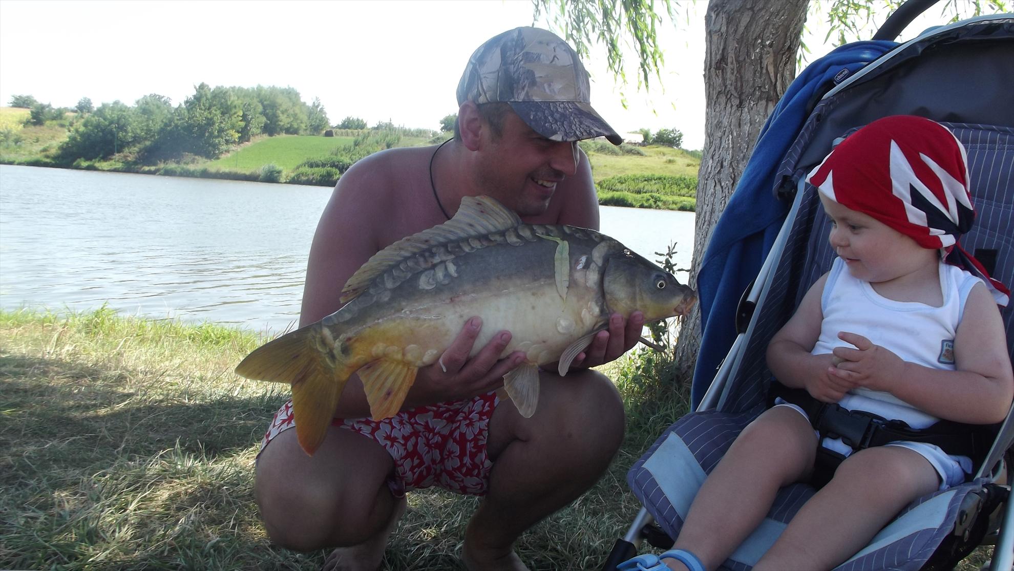 M.Vlasiei 2011 - crap-35-kg.JPG